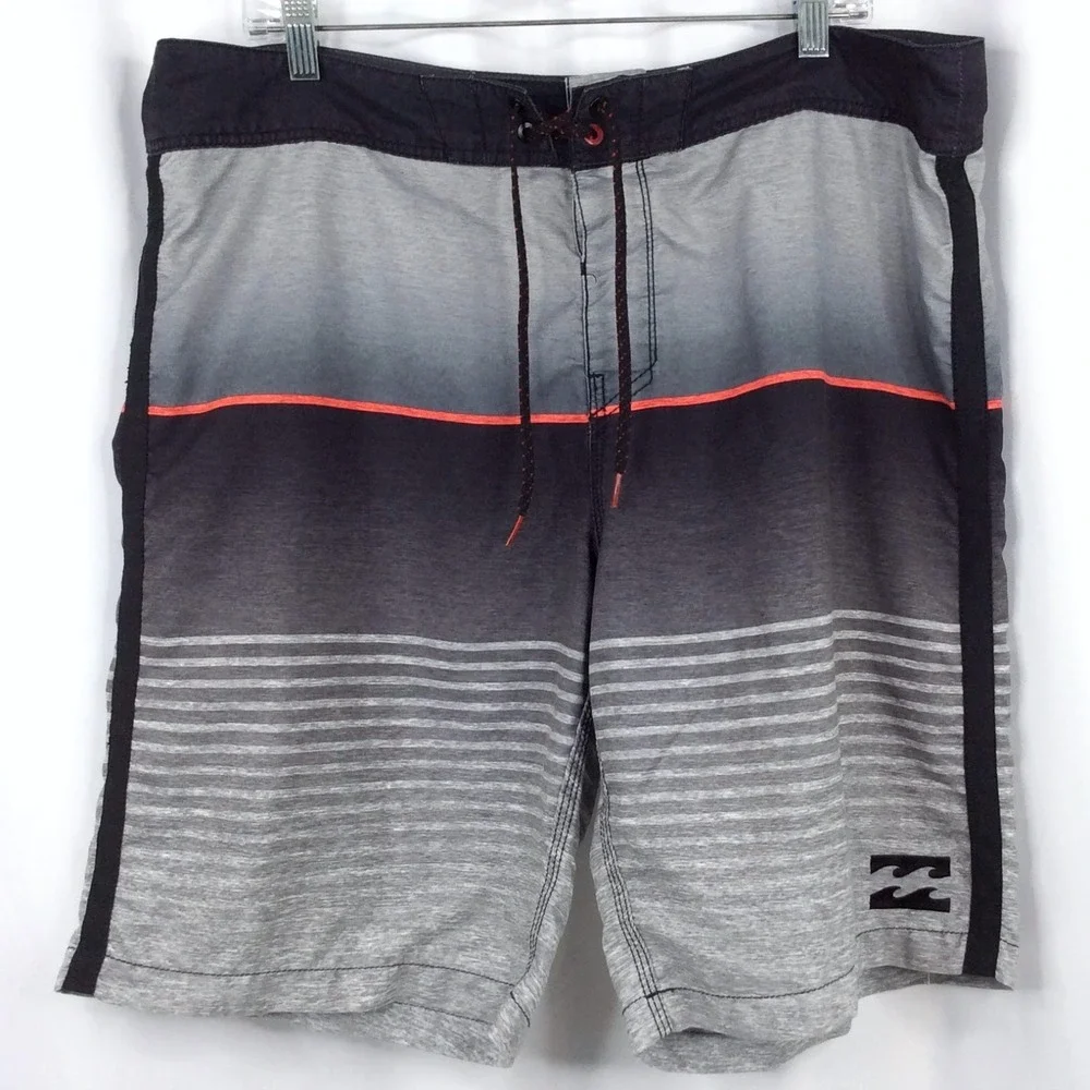 Billabong Originals Board Shorts Men's Size 38 Black Gray Striped
